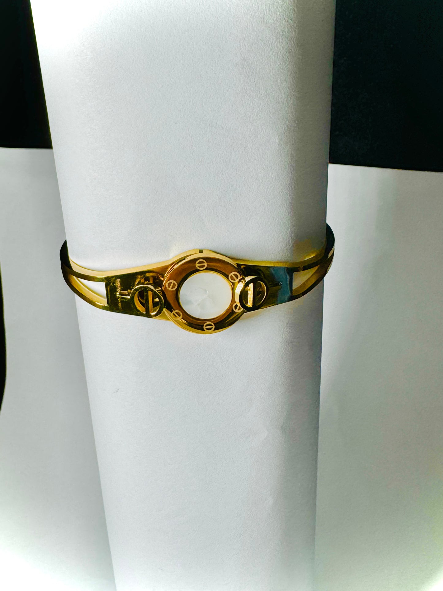 Golden Radiance Bangle